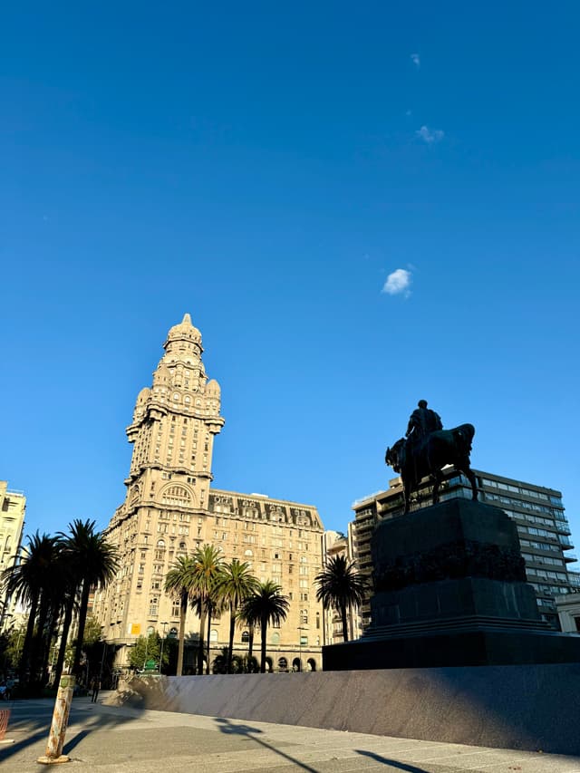 independencia plaza